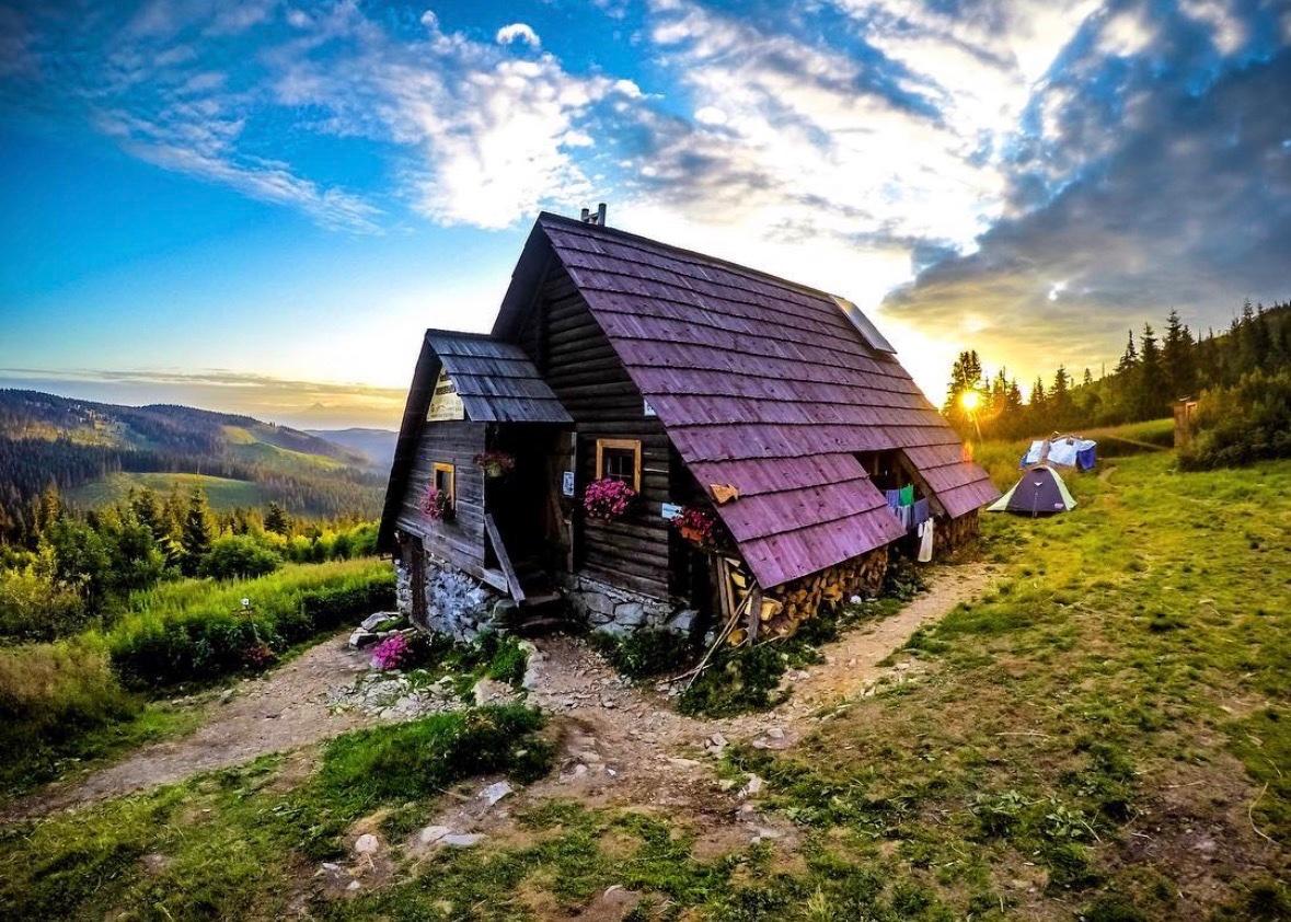 Útulňa Andrejcová — Guarded hut